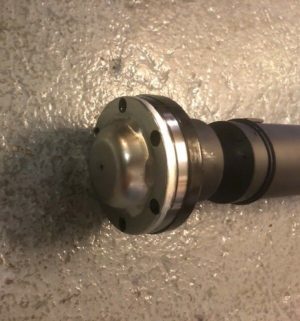 VOLVO V70  Propshaft. New. Replaces OE Part 9463300 - Image 5