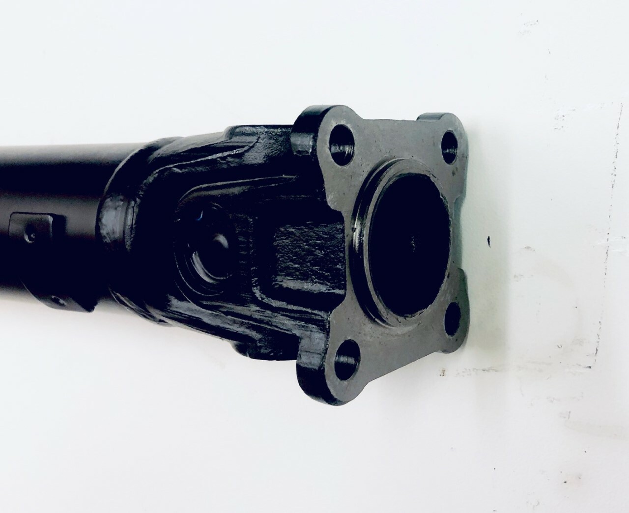 Nissan Terrano II Front Propshaft. Brand New. Replaceable Universal Joints. - Image 4