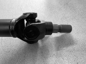 Front Propshaft Sapphire and Escort Cosworth 4WD Reconditioned - Image 3