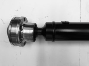 VOLVO V70 2001-2007 Propshaft. New. Replaces OE Part 30713371 - Image 3