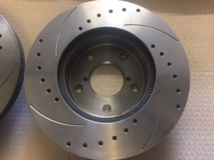 Subaru Impreza Cross Drilled And Grooved Front Brake Discs. 242mm diameter - Image 3