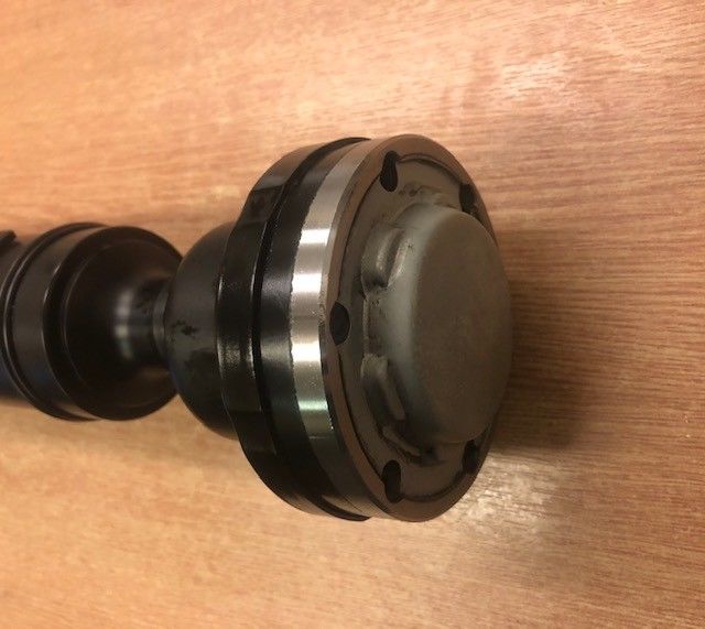 Kia Sorento Front Propshaft. 6 Bolt C.V Joint type New Aftermarket - Image 3
