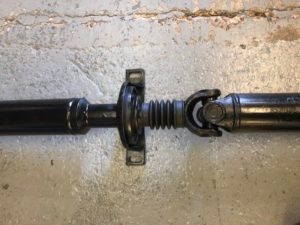 BRAND NEW MERCEDES SPRINTER 3 PIECE PROPSHAFT HEAVY DUTY. CIRCLIP UJ'S - Image 3